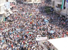 Palestinians take to streets to cheer on UN bid