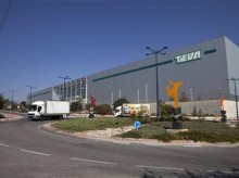 Israeli drug maker in uproar over planned layoffs