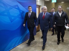 Israeli lawmaker to PM: Dismiss US envoy over aide scandal