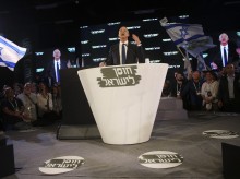 Ex-Israeli army chief launches campaign to replace Netanyahu